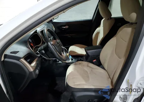 2017 Jeep Cherokee Latitude from USA, damaged, VIN 1C4PJMCS0HW532986